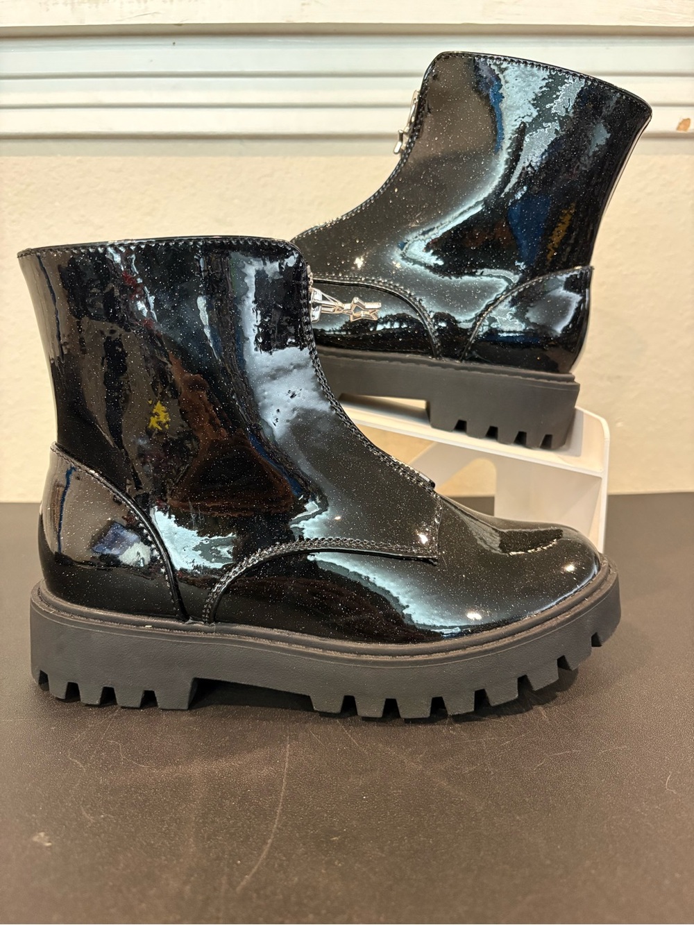 Art Class Myra Chelsea Combat Boots Sparkle Black Several Youth Sizes Available